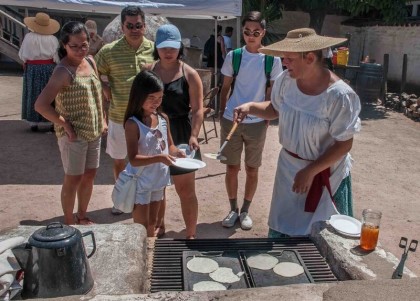 Pueblo Day 2016_Gabriela_Kong&family-0004_B Alwitt